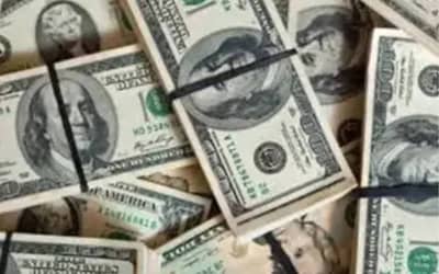 Dólar registra alta no último pregão, cotado a R$ 4,96