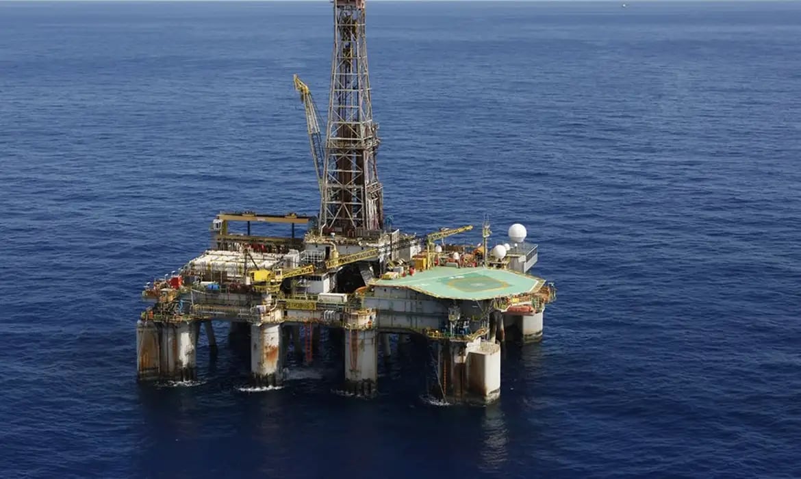 Redistribuição dos royalties do petróleo volta ao STF na quarta-feira (6) e reacende disputa entre estados