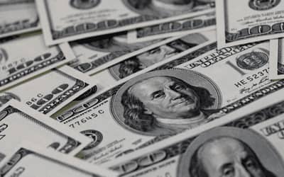 Dólar fecha o último pregão cotado a R$ 5,19